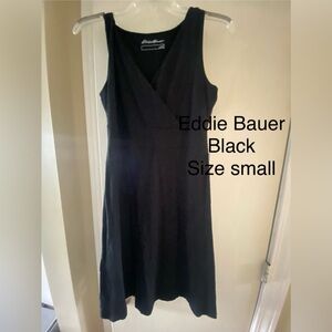 Eddie Bauer black dress. Never wore, excellent condition. Size: Small